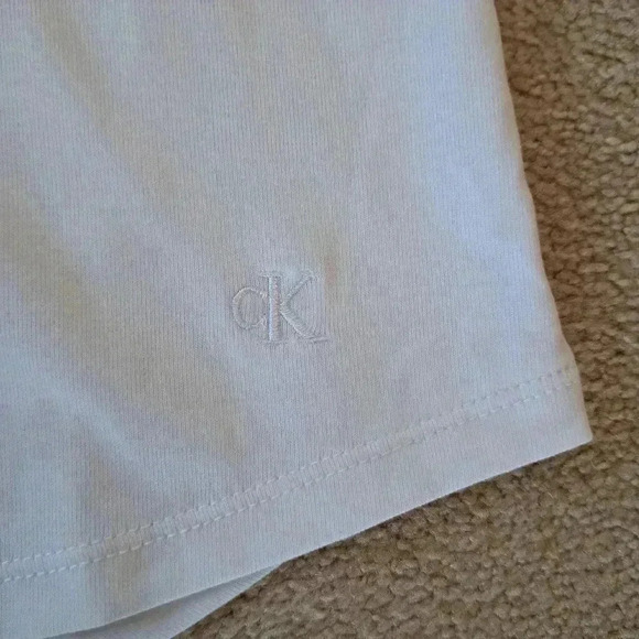 New! Calvin Klein Jeans White T-shirt Small  Henley Button Up Casual Cotton Tee - Picture 10 of 12